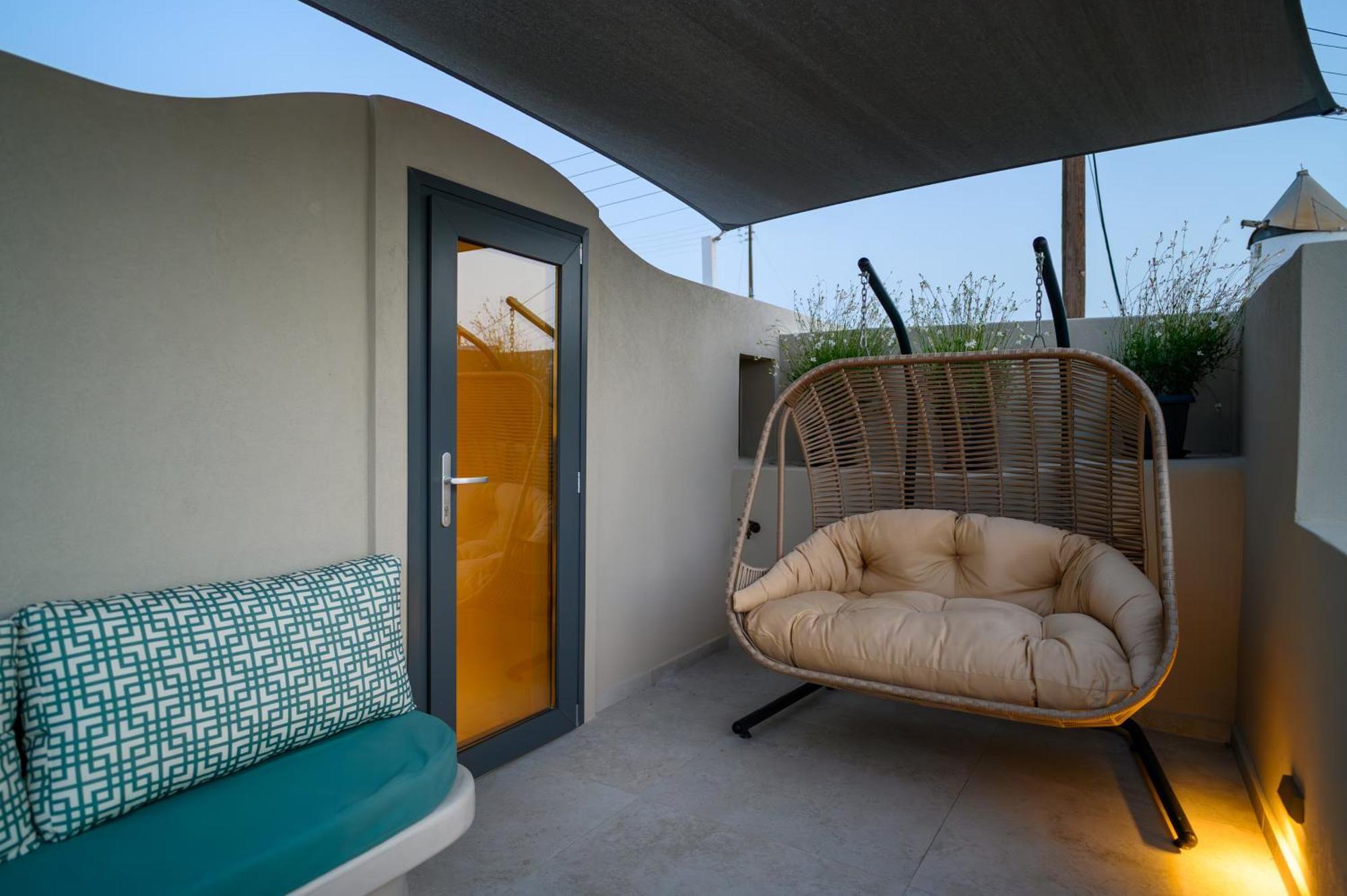 Galaria Serenity Suites Vóthon Exterior foto