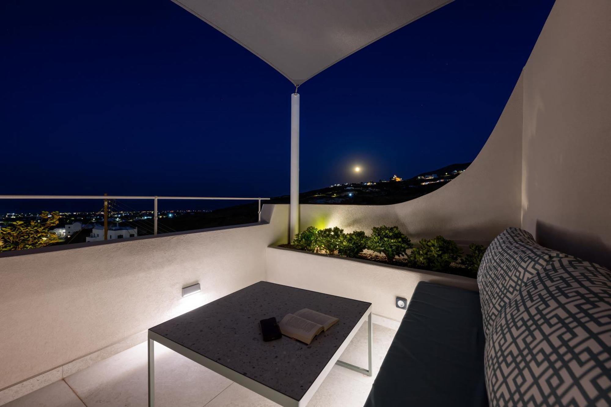 Galaria Serenity Suites Vóthon Exterior foto